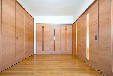 親世帯　リビング洋室