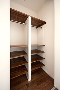 子世帯の廊下の収納