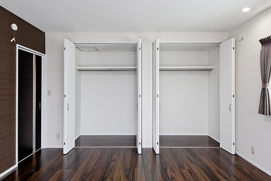 たっぷり大容量のクローゼット