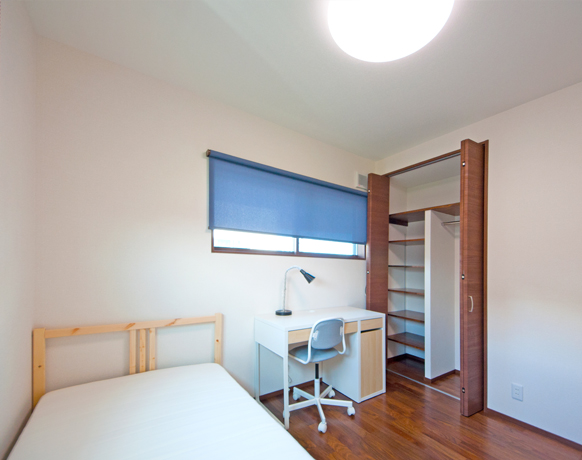 ブルーの子供部屋