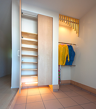 使い勝手の良い玄関