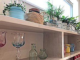 集成材をリメイクしたフレンチな棚