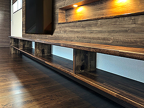 職人の手作りのテレビボード