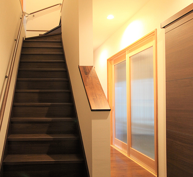 リフォーム後　階段