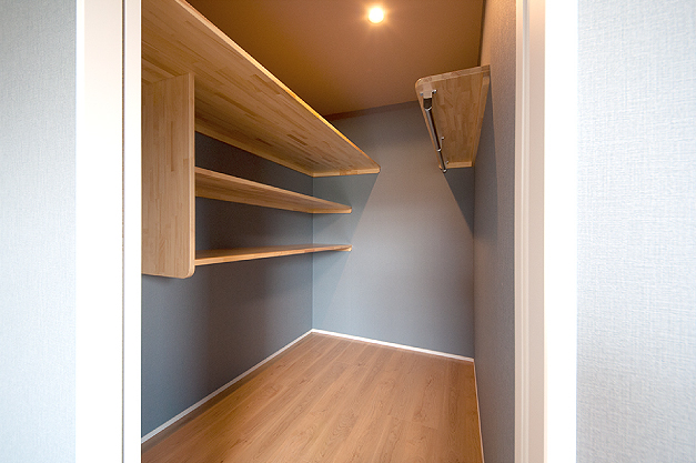 寝室のクローゼット